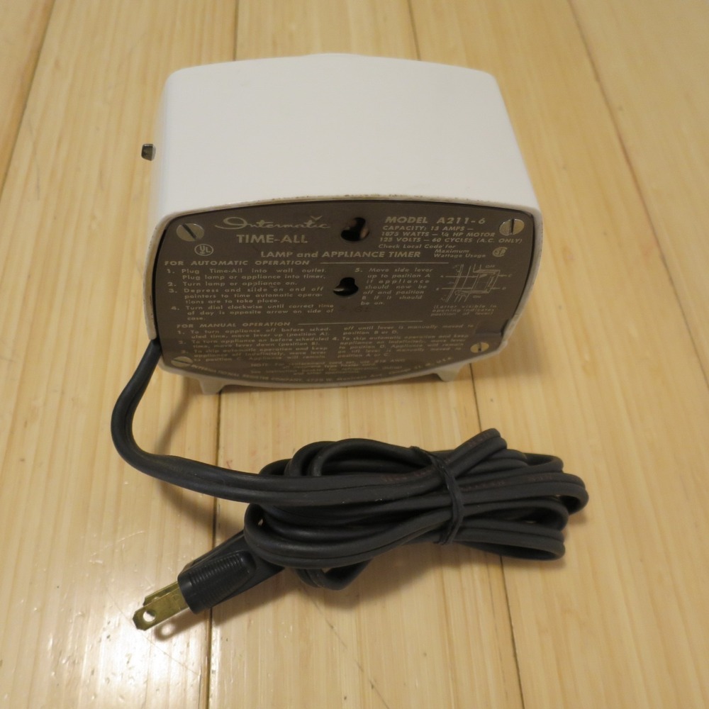 Vintage Intermatic Time-All Lamp & Appliance Timer Model A211-6 Tested & Working - Picture 8 of 8